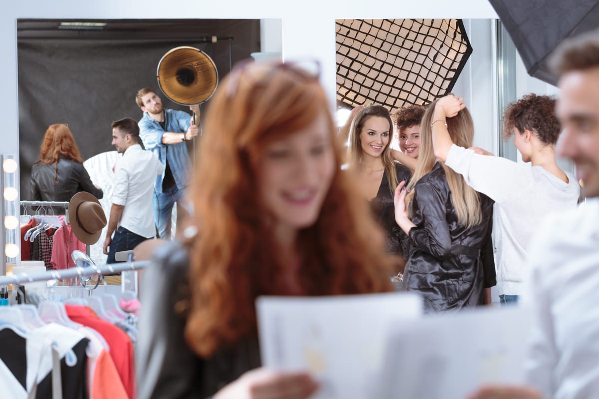 Imagen destacada de “¿Qué se estudia en un curso de estilismo de moda?”