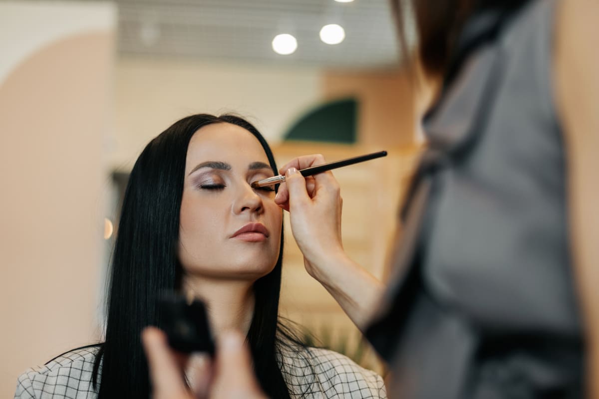 Imagen destacada de “Pinceles profesionales para Maquillaje de Ojos”