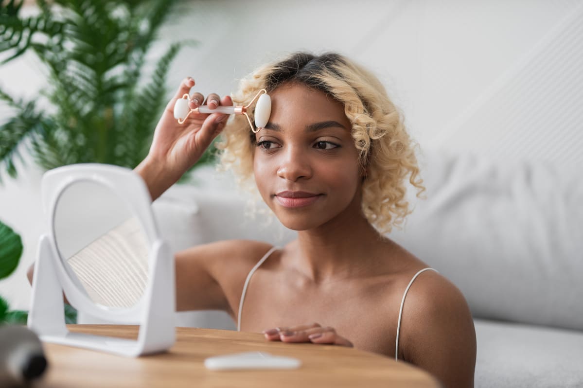 Imagen destacada de “Cómo adaptar tu rutina de belleza a diferentes estaciones del año”