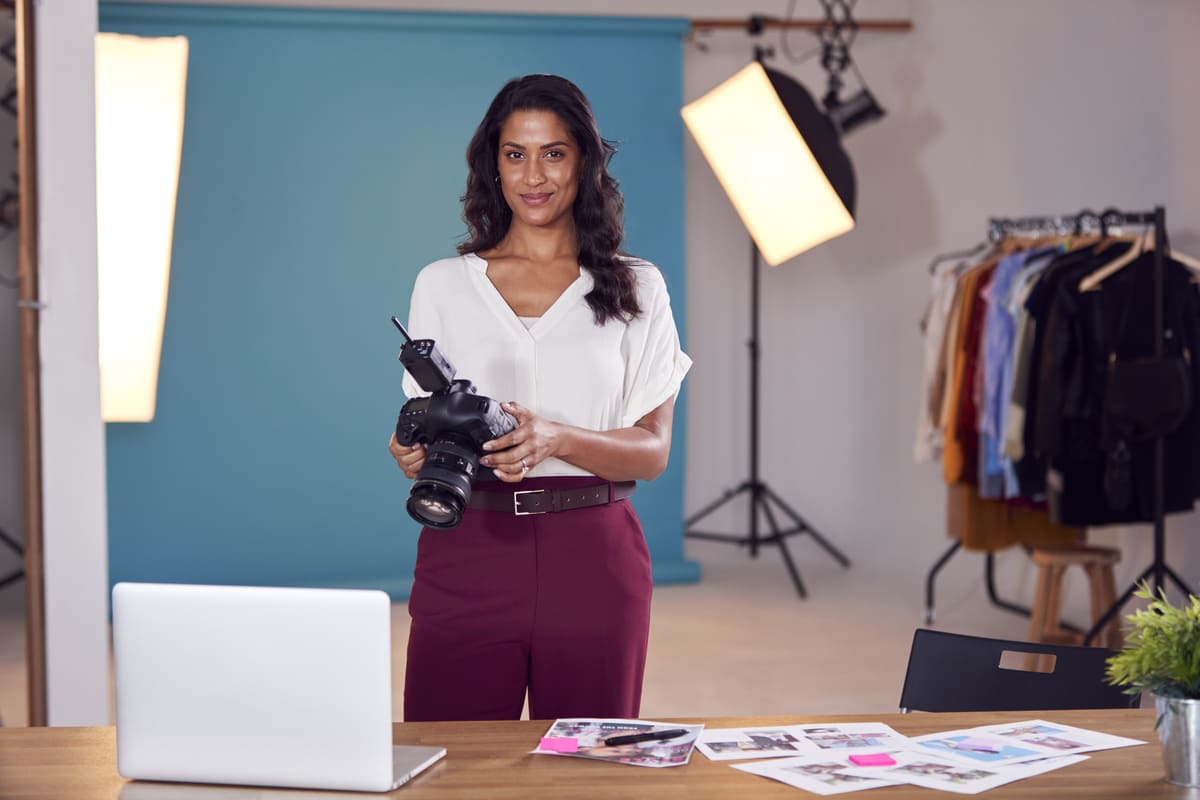 Imagen destacada de “¿Por qué formarse en marketing de moda es clave en un sector cada vez más competitivo?”