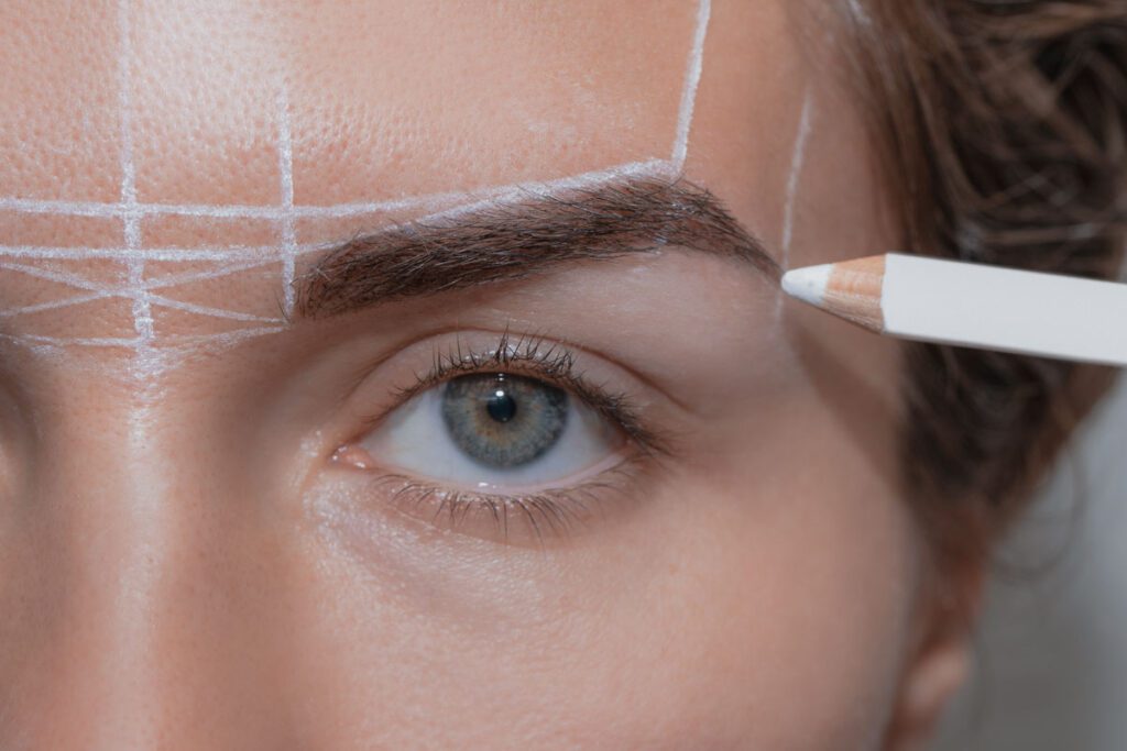 Máster en Diseño de la Mirada: maquillaje, cejas y pestañas